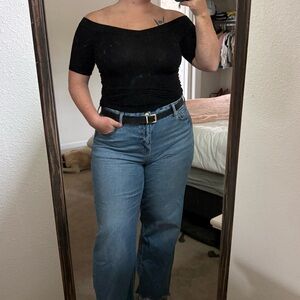 Black off-the-shoulder fitted top